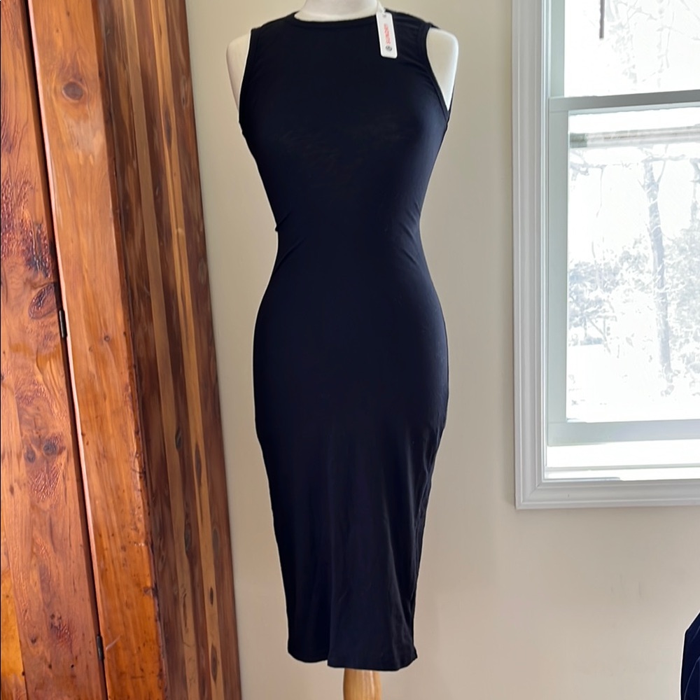 NWT Sundry Cotton Lycra blend bodycon Sleeveless Dress